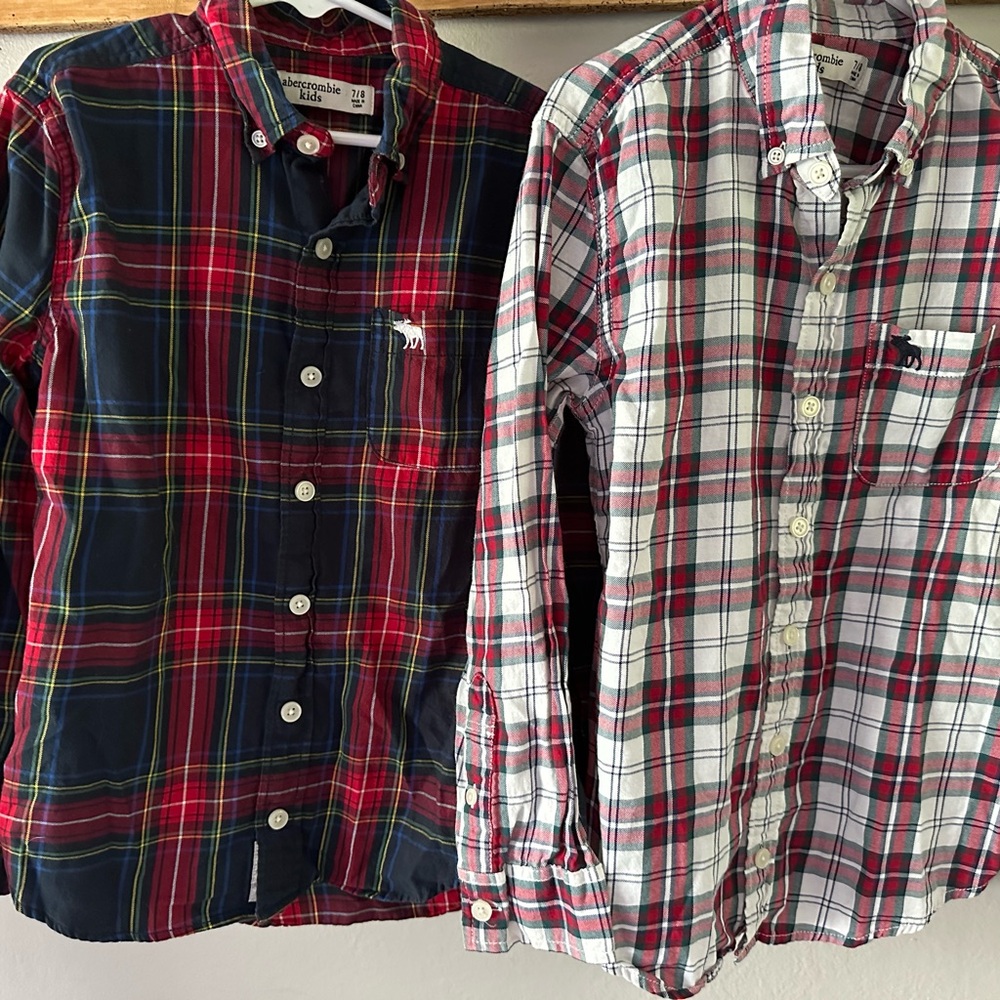 Abercrombie kids boys holiday button-down size 7/8